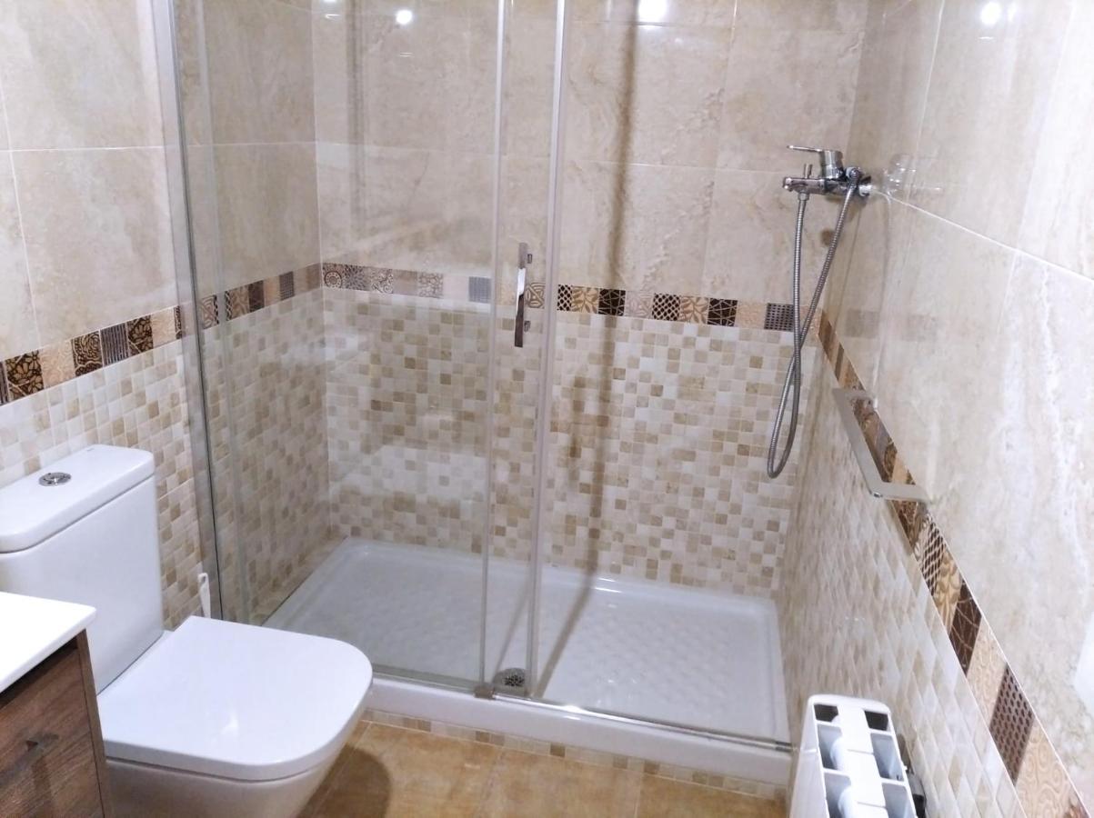 Apartamento Alba Villa Infiesto Buitenkant foto