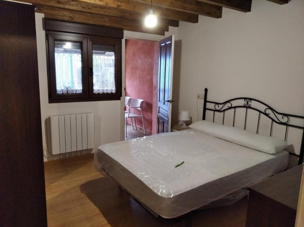 Apartamento Alba Villa Infiesto Buitenkant foto