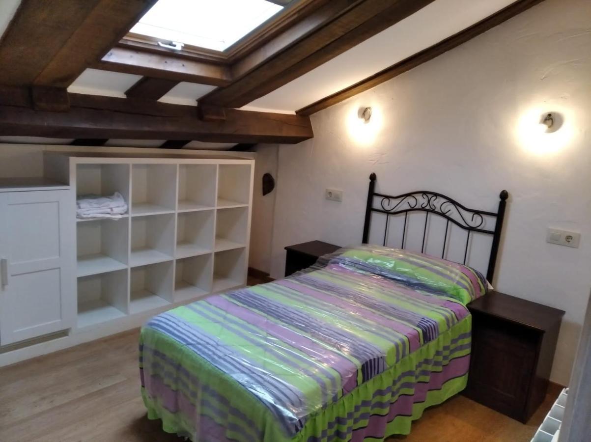 Apartamento Alba Villa Infiesto Buitenkant foto